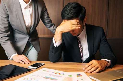 过度自责造成长期“职场压力”?心理谘商师:合理的内疚才有益