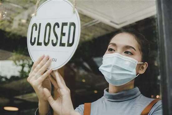 公司因疫情停业、减班,劳工的薪水休假该如何保障?