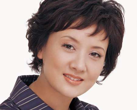 杨若兮是邓婕什么关系