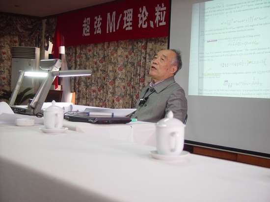 侯伯宇的介绍