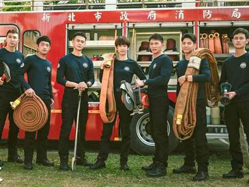 细数消防员3大职场辛酸!台剧《火神的眼泪》真实上演
