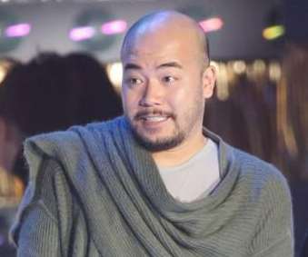 黄伟文的介绍