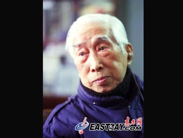 柯灵的介绍