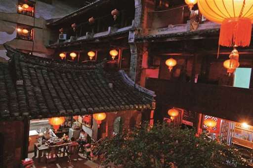 永定土楼行 无山不客 客住山